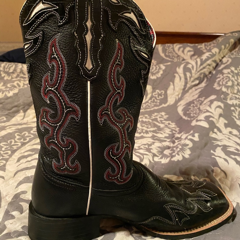 Women’s Ariat Western boots